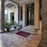 Contempora Apartments - Loft Via Saffi 12